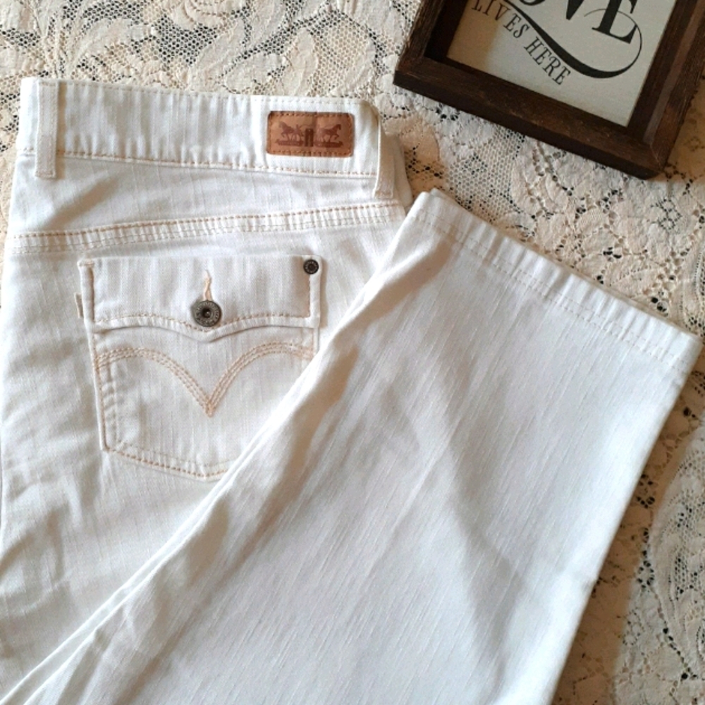 Like New LEVIS SUMMER WHITE LAKE LIFE CROP CAPRIS